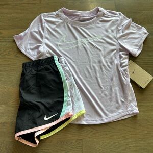 NWT Nike Girls Set size 6X